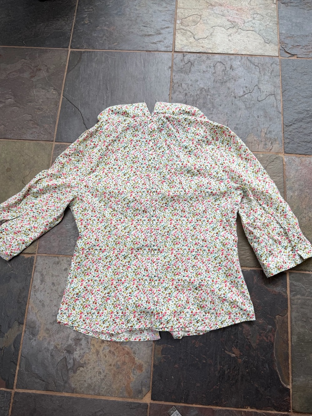 Vintage Anthropologie Odille Floral Button-Down Ditsy Blouse 3/4 Sleeve - Size 6 - Picture 6 of 8